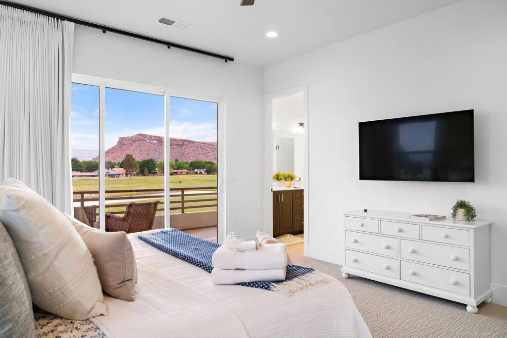 Villa 22 A Fairway To Heaven, Brand New Listing! Stunning Views! St. George Buitenkant foto
